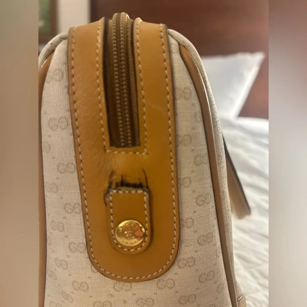 Gucci Beige and Tan Interior Handbag - Picture 5 of 12